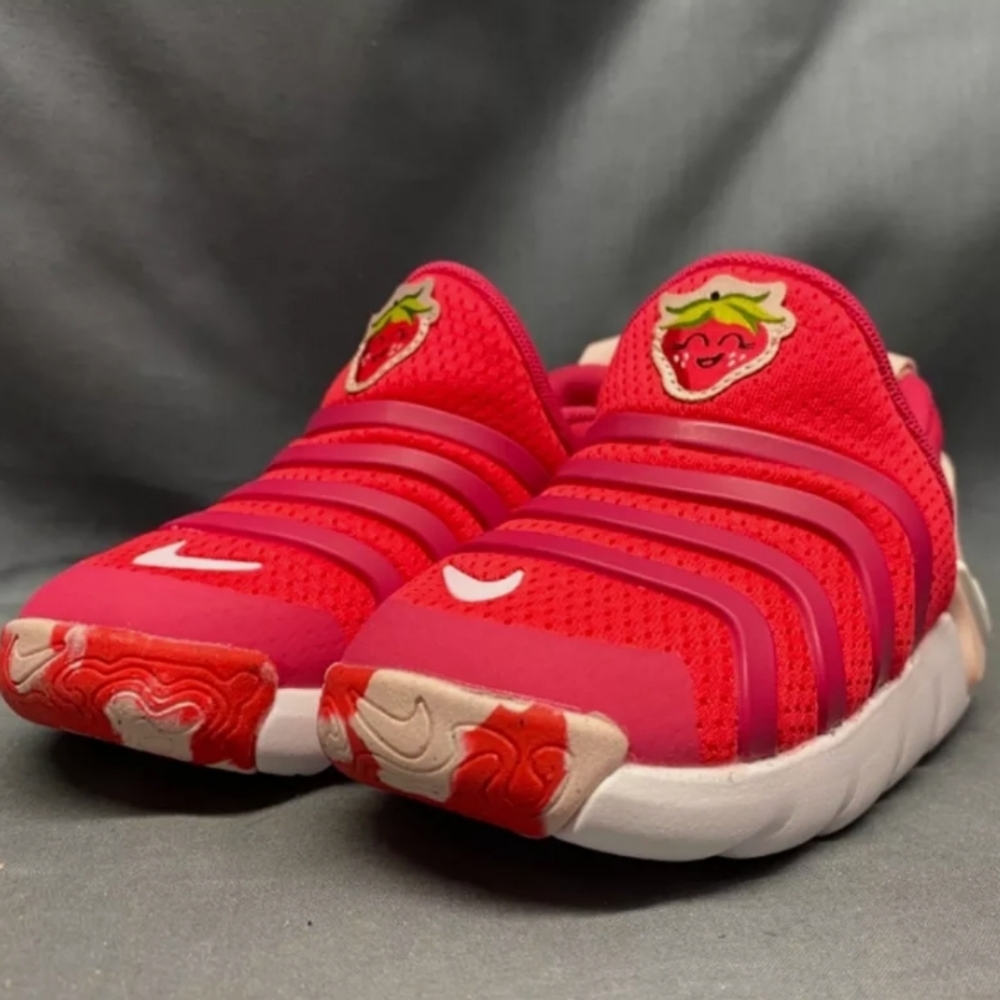 Nike Toddler's Dynamo Go SE Low Top Slip-On Pink Red White Size 8c
